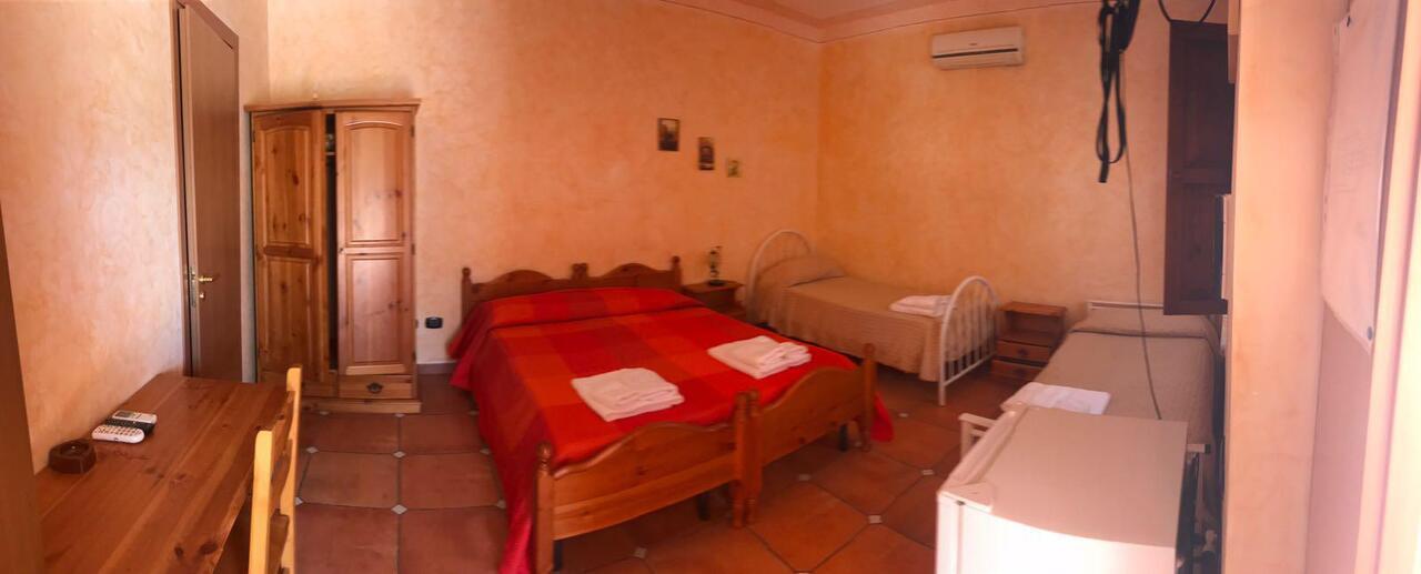 Agriturismo Pingitore Luzzi Luaran gambar