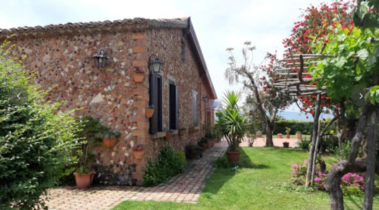 Agriturismo Pingitore Luzzi Luaran gambar