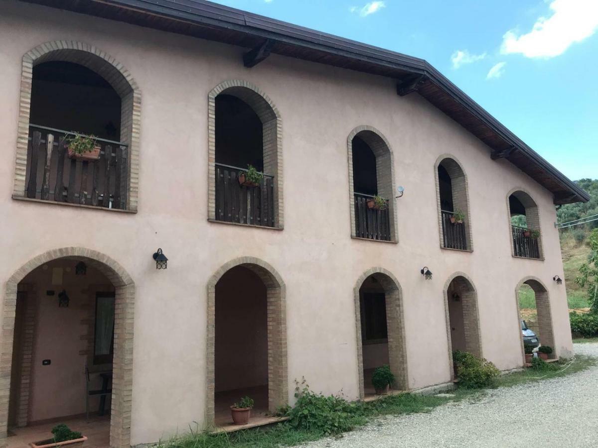 Agriturismo Pingitore Luzzi Luaran gambar